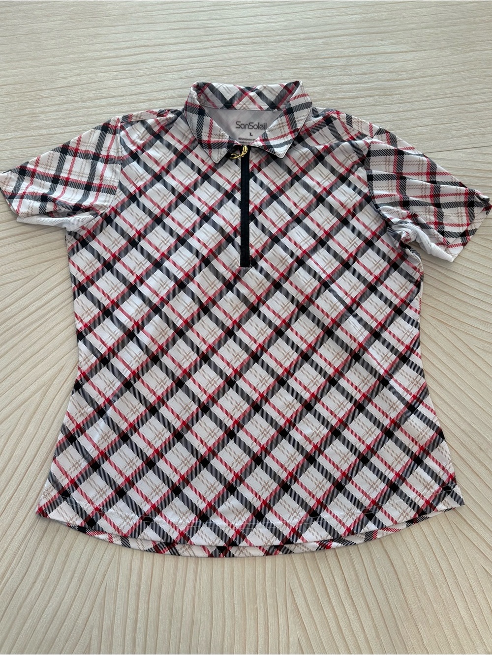SonSoleil Women’s’ White Plaid Short Sleeve Zip Polo UV 60